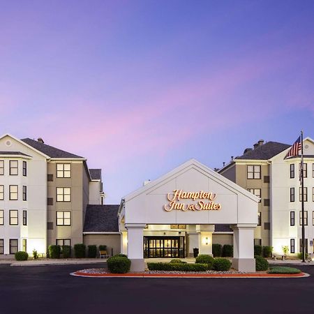 Hampton Inn & Suites El Paso-Airport Exterior photo