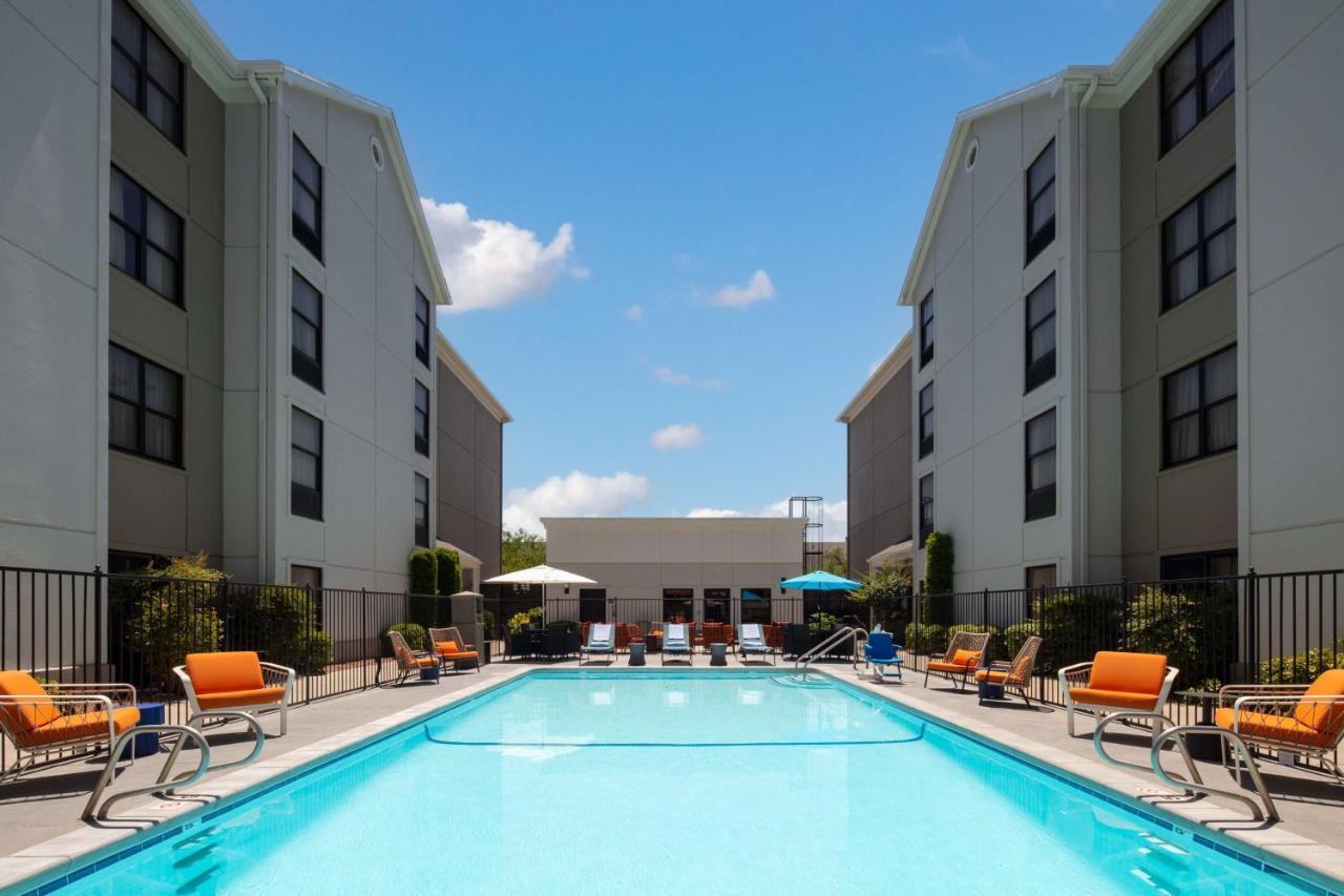 Hampton Inn & Suites El Paso-Airport Exterior photo